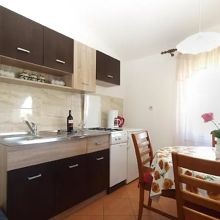 Fuer 2 Personen Ca 30 Qm In Fazana, Istrien Istrische Riviera Apartment *