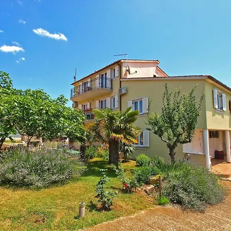 Apartment Fuer 2 Personen Ca 30 Qm In Fazana, Istrien Istrische Riviera *